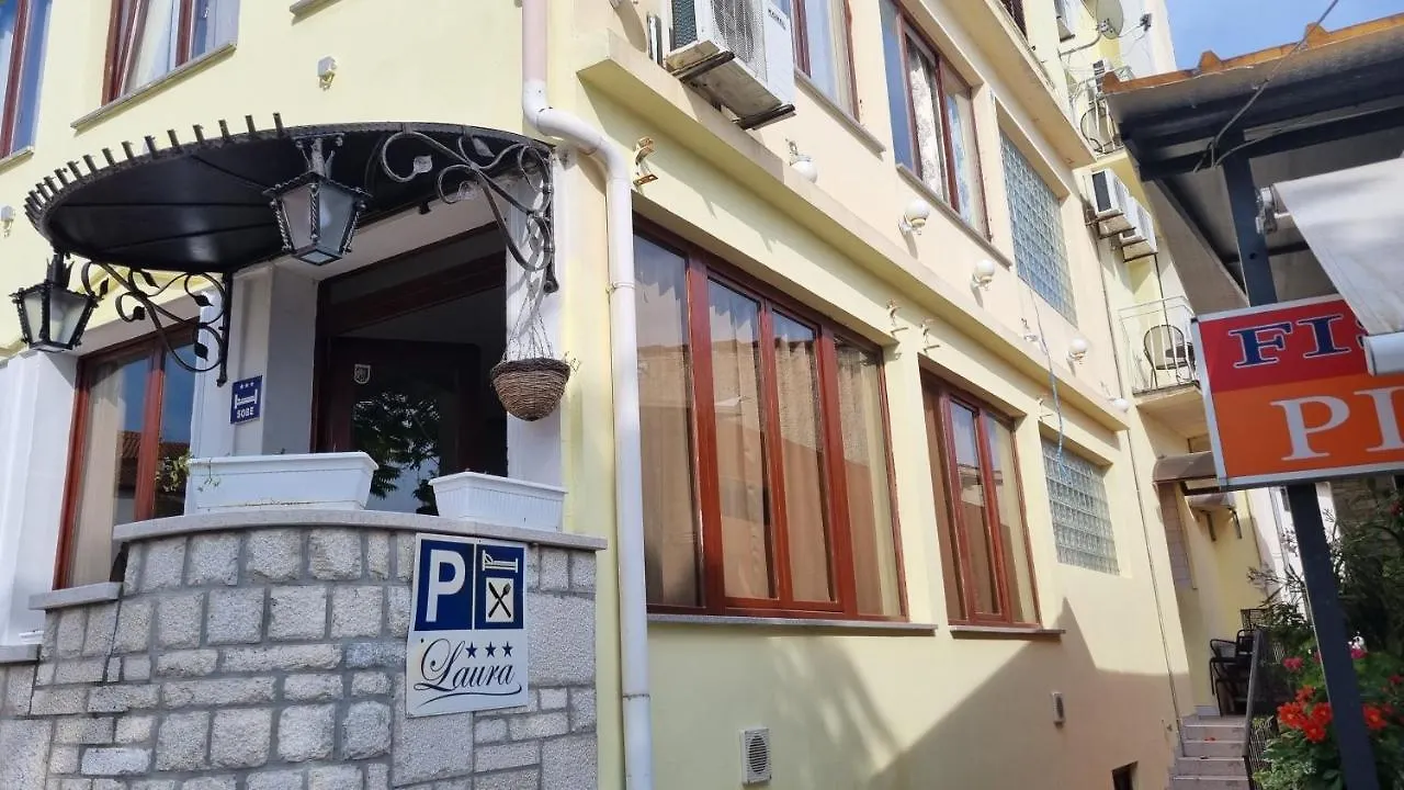 ** Hotel Laura Rooms Medulin Croatia