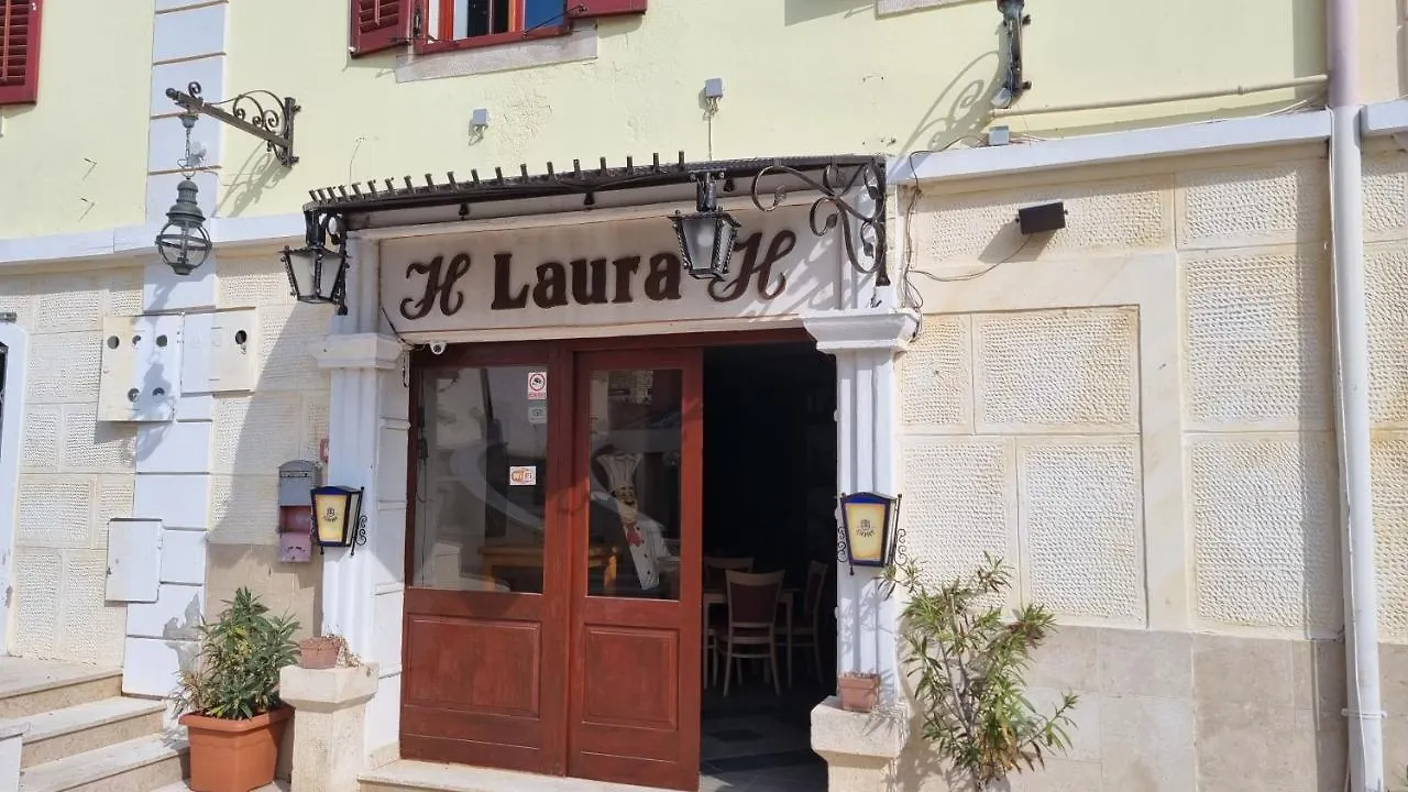 Laura Rooms Medulin